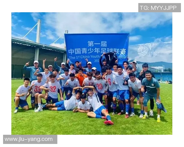 赛后复盘:上海足球队与武汉足球队心理素质对比分析与启示 赛后复盘:上海足球队与武汉足球队心理素质对比分析与启示