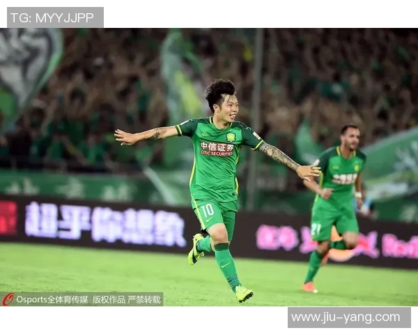 17赛季中超焦点战上港与申花激情对决再续城市德比传奇