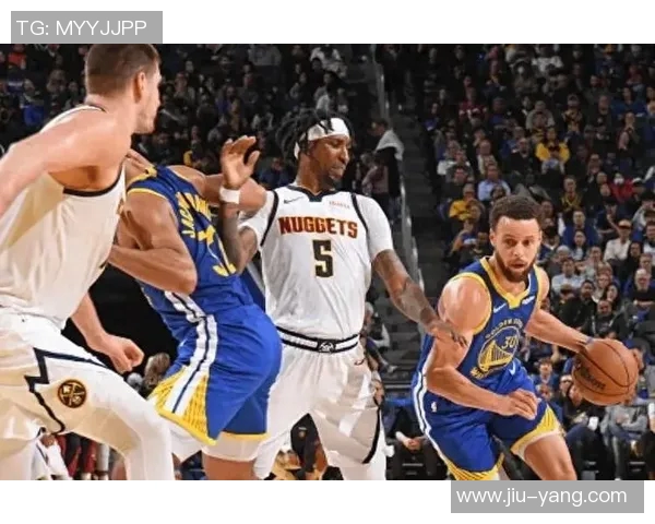 2015年NBA季后赛勇士与雷霆激战回顾精彩瞬间与关键时刻分析