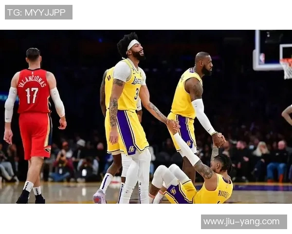 2000年湖人与国王的激烈对决回顾与赛季精彩瞬间分析