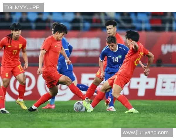 国足与乌兹别克斯坦激战正酣比分直播全程追踪精彩瞬间不容错过