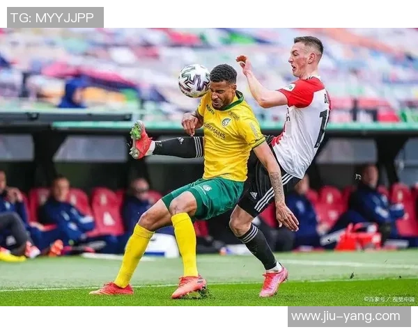 乌德勒支主场迎战阿尔克马尔争夺联赛关键三分的激烈对决 乌德勒支主场迎战阿尔克马尔争夺联赛关键三分的激烈对决