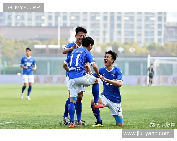 天津天海迎战泰州远大期待精彩对决与激烈竞争的足球盛宴 天津天海迎战泰州远大期待精彩对决与激烈竞争的足球盛宴