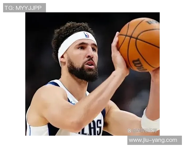 热火惜败马刺三分之差遗憾落败赛季精彩对决引发球迷热议