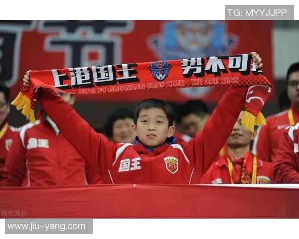 拜仁慕尼黑与上海上港激战在即球迷期待精彩对决与激情时刻