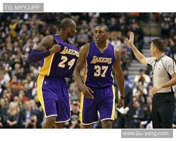 2005年NBA季后赛火箭与小牛的精彩对决回顾与分析