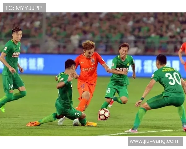 2018年鲁能与国安精彩对决视频回放全程回顾与分析