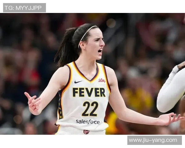 WNBA火花与自由人激战正酣谁能在季后赛中笑到最后