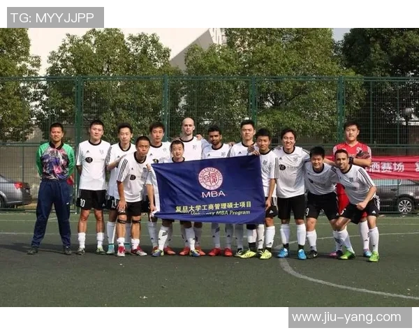 杭州乒乓球队的防反技战术解析与深度剖析MBA 杭州乒乓球队的防反技战术解析与深度剖析MBA