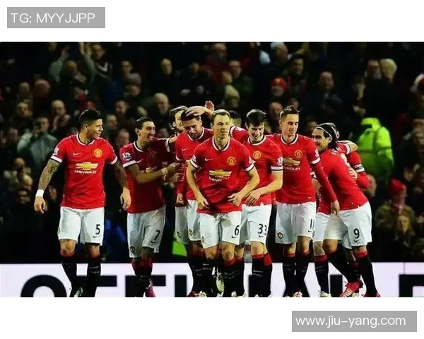 曼联与曼城激战在即比赛日期引发球迷热议与期待 曼联与曼城激战在即比赛日期引发球迷热议与期待